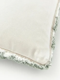Baumwoll-Kissenhülle Sela mit getuftetem Pflanzen-Motiv