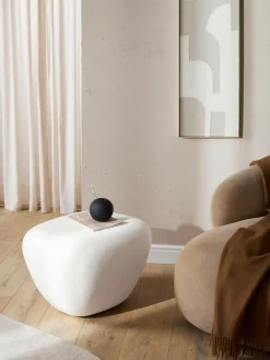 Beistelltisch Pietra in organischer Form