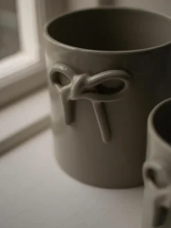 Übertopf Bow aus Keramik, H 14 cm