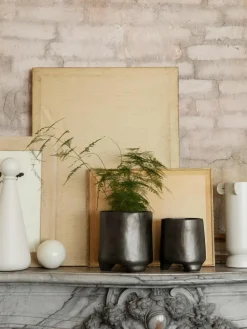 Übertopf Esca aus Steinzeug, H 21 cm