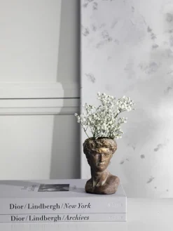 Beton-Übertopf David mit Antik-Finish