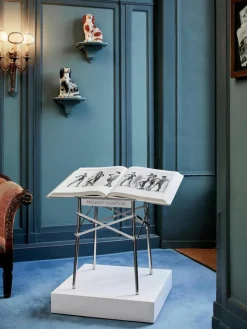 Bildband Helmut Newton - Baby Sumo mit Buchständer