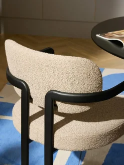 Bouclé-Armlehnstuhl Adrien