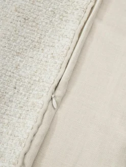 Bouclé-Kissenhülle Aya mit Kederumrandung