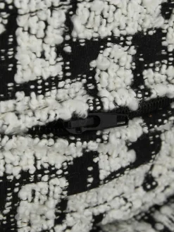 Bouclé-Loungesessel Stories