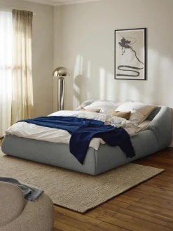 Bouclé-Polsterbett Sofia