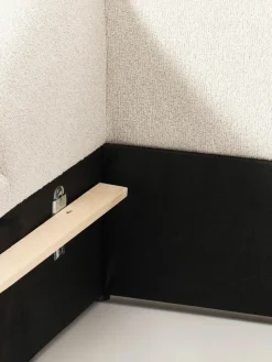 Bouclé-Polsterbett Sofia