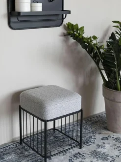 Bouclé-Polsterhocker Milou mit Ablagefläche