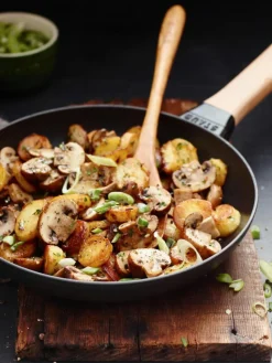 Bratpfanne Wood aus Gusseisen mit Holzgriff