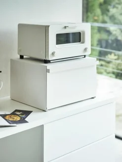 Brotkasten Tower mit magnetischer Öffnung