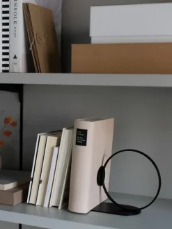 Buchstütze Bookworm