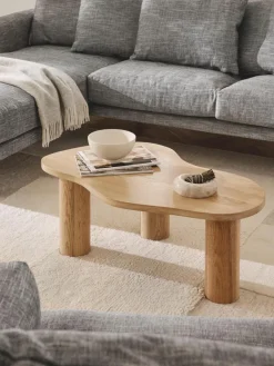 Couchtisch Didi aus Eichenholz in organischer Form