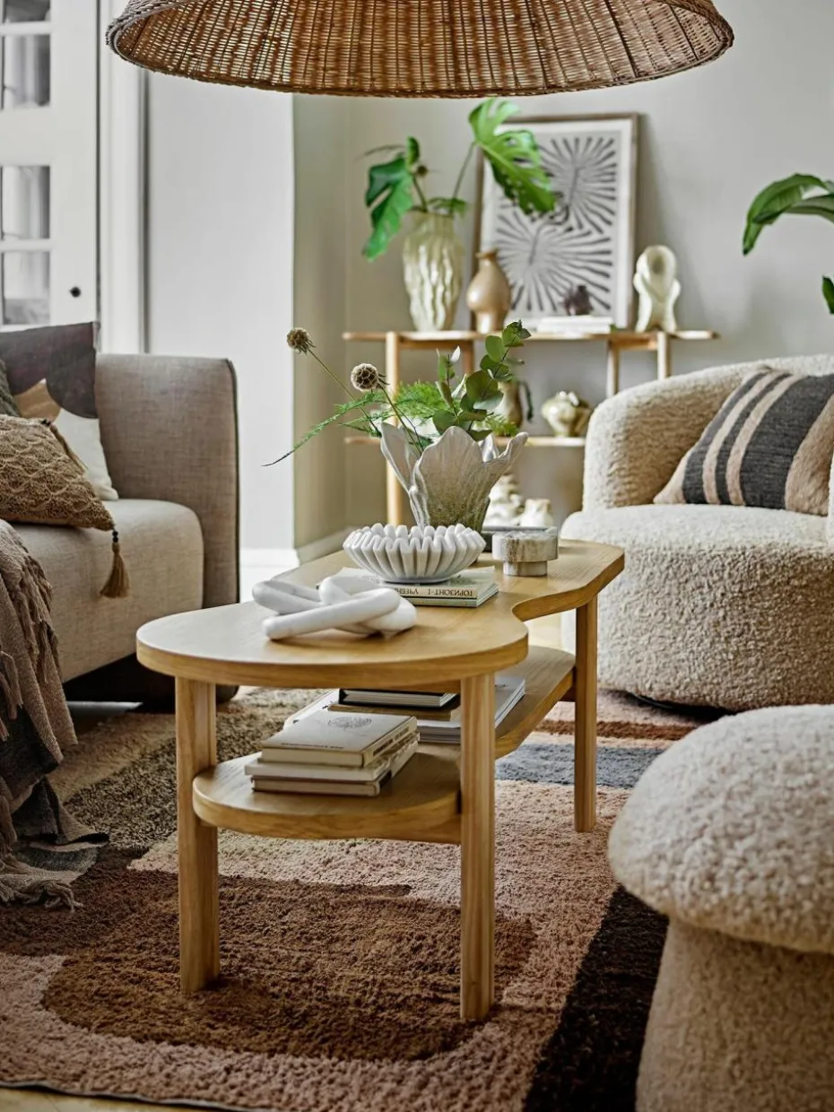 Couchtisch Valria aus Gummibaumholz in organischer Form