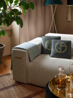 Dekokissen Janette mit Giorgio Armani-Logo