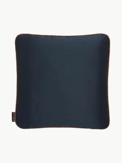 Dekokissen Japan mit Giorgio Armani-Logo