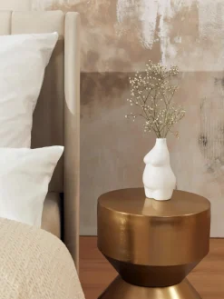 Design-Vase Elora aus Steingut, H 18 cm