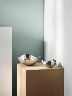 Edelstahl-Servierschale Bloom in organischer Form