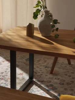 Esstisch Oliver aus Eichenholz, in verschiedenen Größen