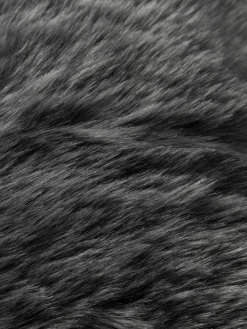 Flauschige Kunstfell-Kissenhülle Mathilde, glatt