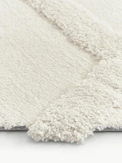 Flauschiger Hochflorteppich Magda mit erhabener Hoch-Tief-Struktur