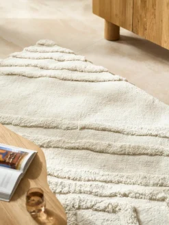 Flauschiger Hochflorteppich Magda mit erhabener Hoch-Tief-Struktur