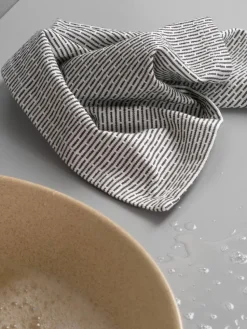 Geschirrtuch Joseph aus Bio-Baumwolle