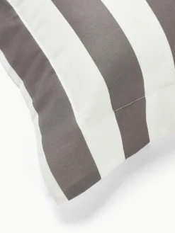Gestreifter Baumwollsatin-Kopfkissenbezug Brendan mit Stehsaum