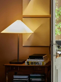 Große LED-Tischlampe Logo