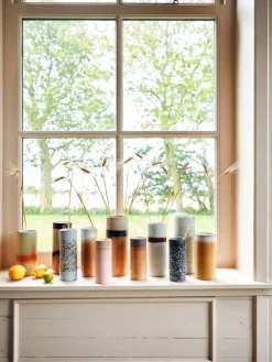 Handbemalte Keramik-Vase 70's mit reaktiver Glasur, H 19 cm