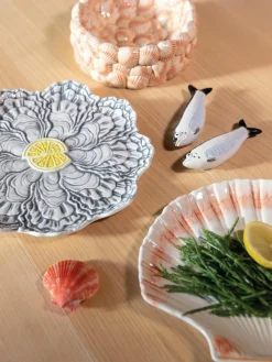 Handbemalte Salz- & Pfefferstreuer Sardine aus Dolomit, 2er-Set