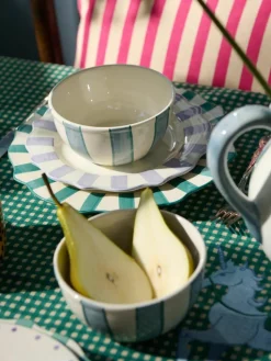 Handbemalter Frühstücksteller Lilac Scalloped