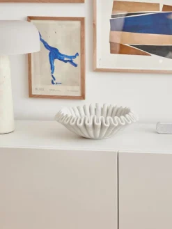 Handgefertigte Deko-Schale Santorini aus Marmor, Ø 31 cm