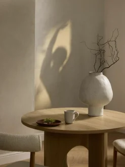 Handgefertigte Design-Vase Saki aus Steinzeug, H 40 cm