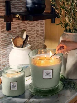 Handgefertigte Fünfdocht-Duftkerze Japonica Collection (Cade-Holz, Eisenkraut & Lavendel)