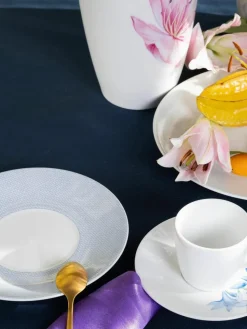 Handgefertigte Frühstücksteller Cosmopolitan aus Porzellan, 2 Stück