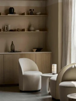 Handgefertigte mobile Tischlampe Hashira, dimmbar