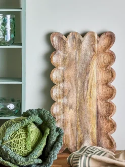 Handgefertigte Servierplatte Kallo aus Mangoholz