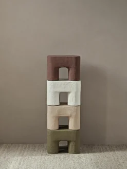 Handgefertigter Kinderhocker Podo