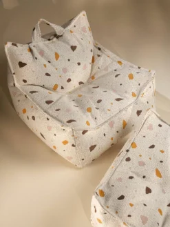 Handgefertigter Kinder-Sitzsack Sugar aus Bouclé