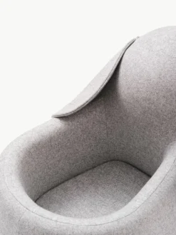 Handgefertigter Rollelefant Bou