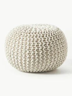 Handgefertigter Strickpouf Dori