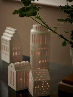 Handgefertigtes Lichthaus Urbania aus Keramik