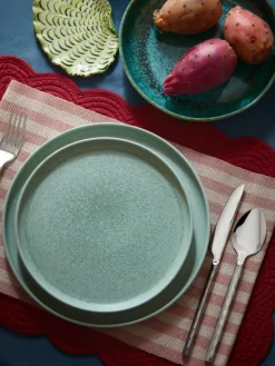 Handgemachtes Geschirr-Set Pam mit reaktiver Glasur, 4 Personen (12-tlg.)