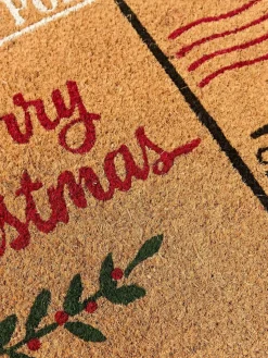 Handgetuftete Fußmatte Yarrow mit Weihnachtsmuster