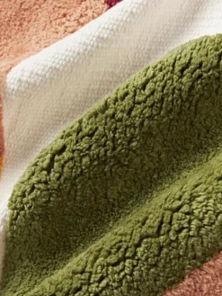 Handgetuftete Kissenhülle Malu mit Verzierungen