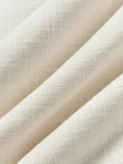 Handgetuftete Kissenhülle Coraline mit Verzierungen