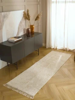 Handgetufteter Baumwollläufer Daya mit Fransen