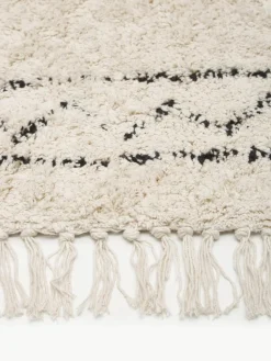 Handgetufteter Baumwollteppich Fionn mit Fransen