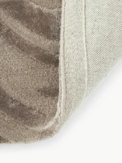 Handgetufteter Kurzflorteppich Winola mit Hoch-Tief-Struktur