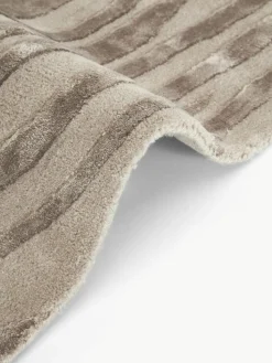 Handgetufteter Kurzflorteppich Winola mit Hoch-Tief-Struktur